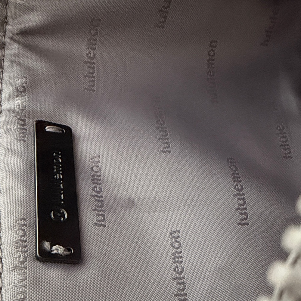 lululemon athletica Light Gray Wristlet - Picture 5 of 7